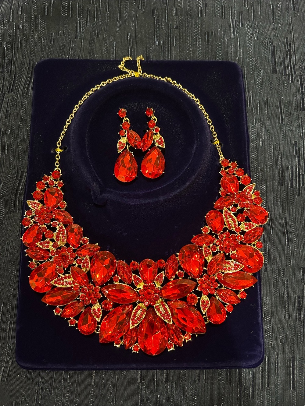 Elegant Red Crystal Floral Statement Necklace & Earrings Set
